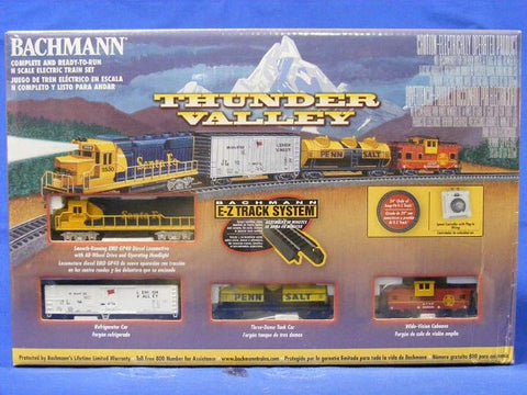 BACHMANN N Thunder Valley / Santa Fe Starter Train Set