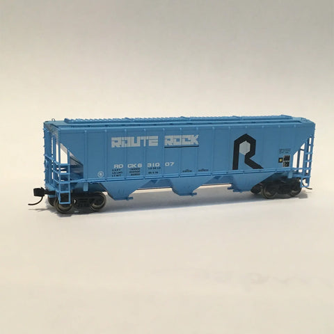 N PS 4427 COVERED HOPPER RI #631100