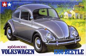 TAMIYA 1/24 1966 VW 1300 Beetle Car