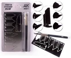 AKI Photo-Etched Saw Set w/7 Tips