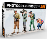 AFV 1/35 Photographers Different Eras (4)